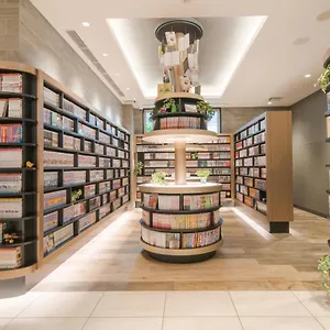 大阪心斋桥昆泰萨漫画和书酒店 3*, 大阪 日本